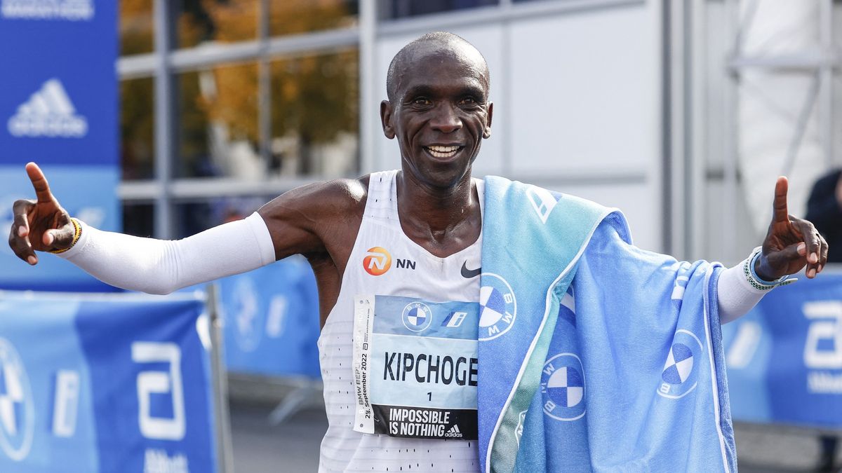 Millionaire Kipchoge is within reach of a record no one should have broken